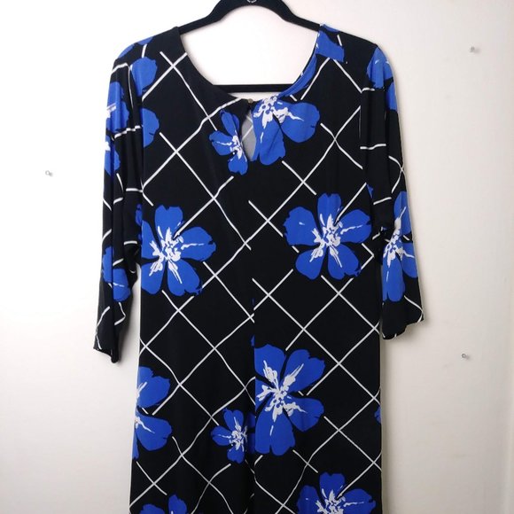 Black and Blue Flower Dress - Picture 5 of 7